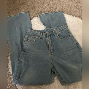 Wide leg jeans